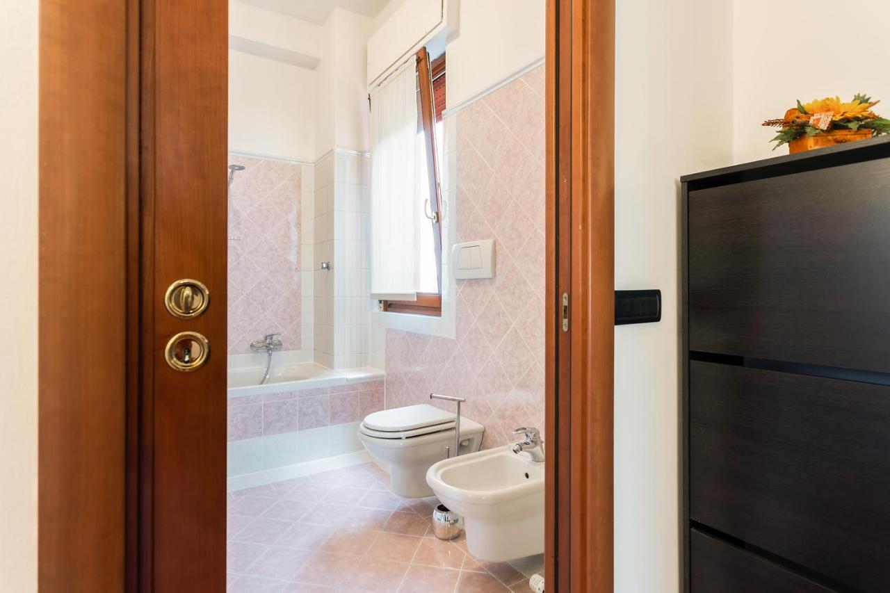 Santa Chiara Apartment By Myhomeinコモ エクステリア 写真